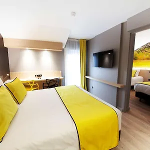 https://le-relais-kennedy.hotels-rhonealpes.com