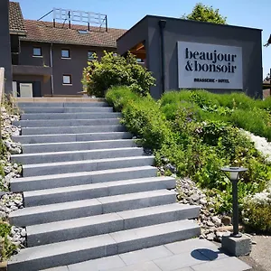 https://ptit-dej-hotel-annecy-nord.hotels-rhonealpes.com