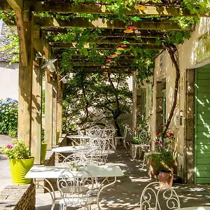 https://logis-auberge-du-fel.midi-pyreneeshotels.com